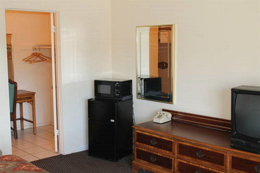 Indio Holiday Motel Экстерьер фото